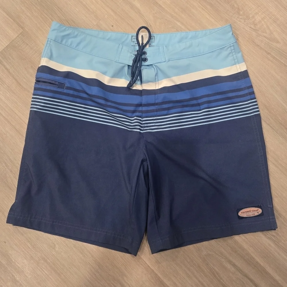 Men’s Vineyard Vines Performance Board Shorts Blue Size 35 Blue